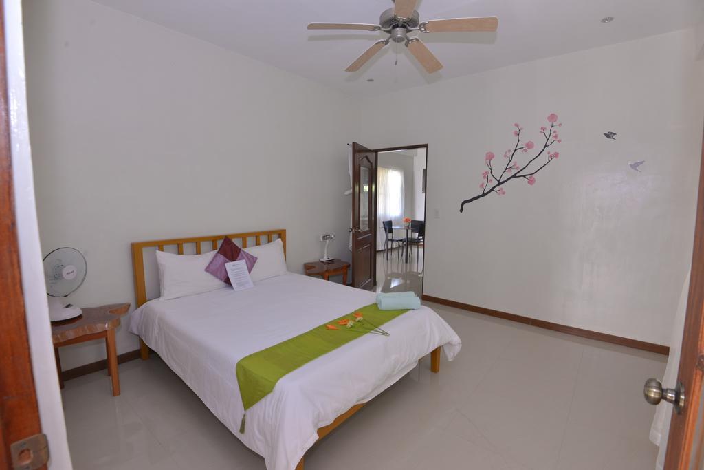 Romblon Island Lanas Beach Resort חדר תמונה