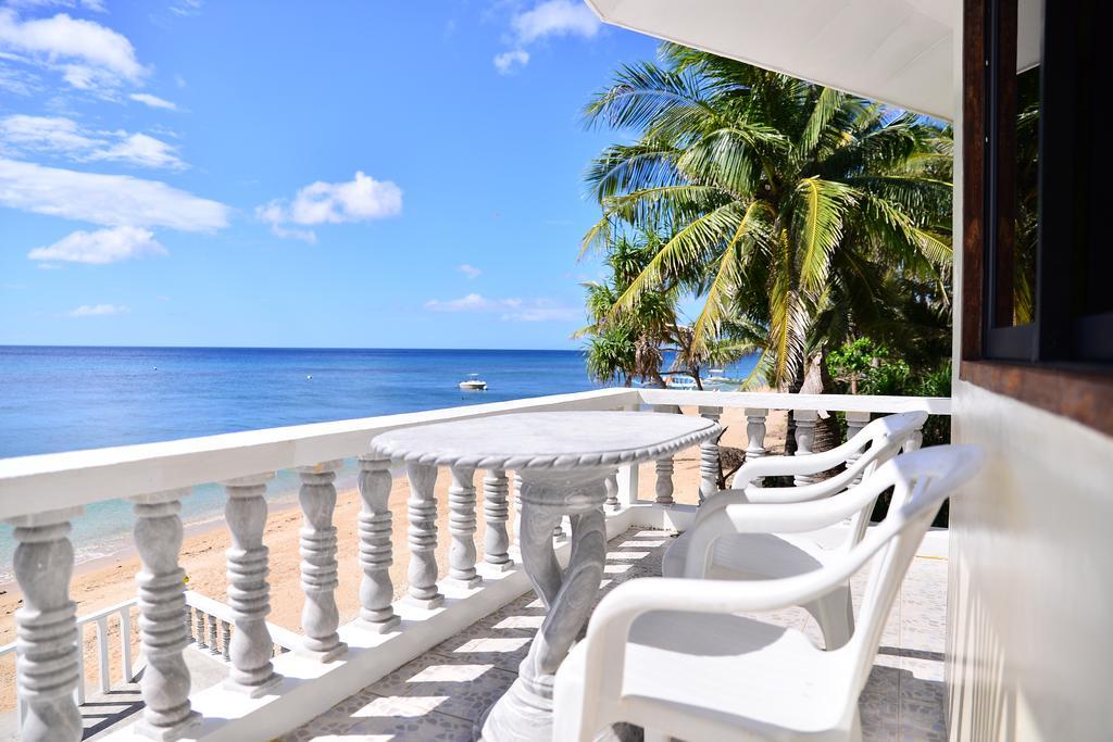 Romblon Island Lanas Beach Resort מראה חיצוני תמונה