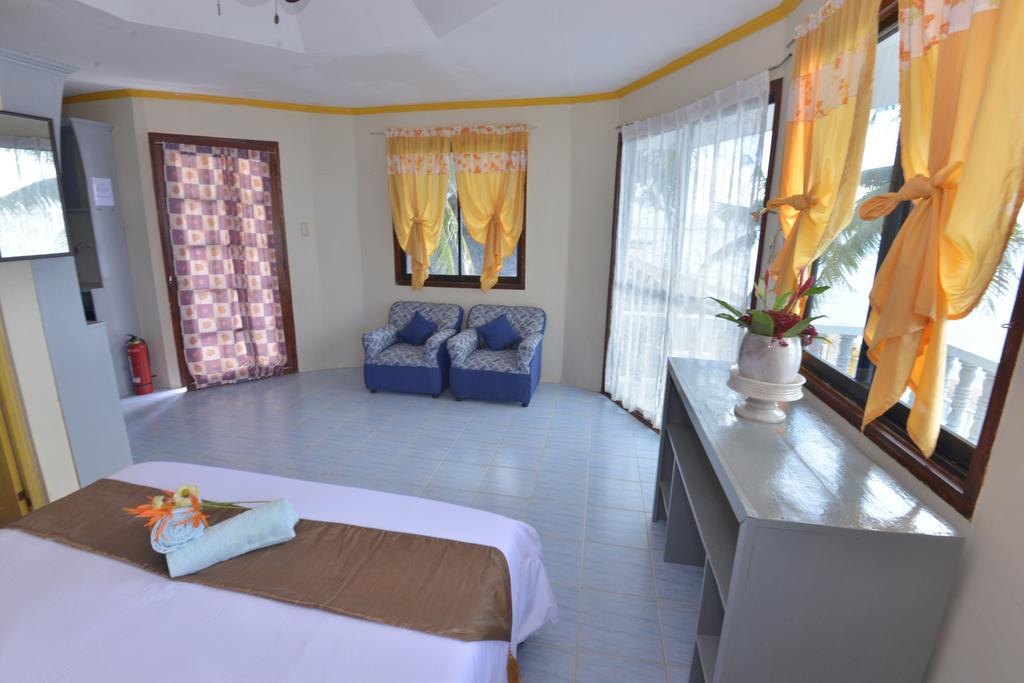 Romblon Island Lanas Beach Resort חדר תמונה