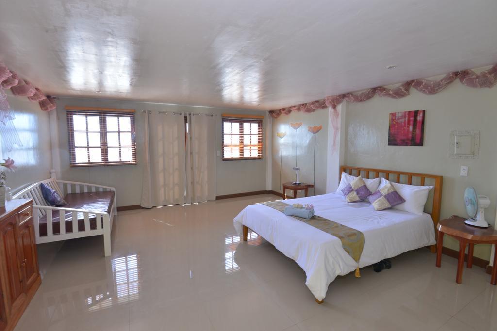 Romblon Island Lanas Beach Resort חדר תמונה