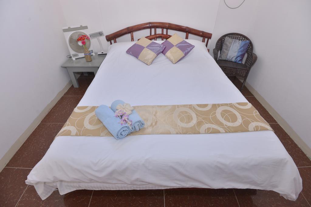 Romblon Island Lanas Beach Resort חדר תמונה