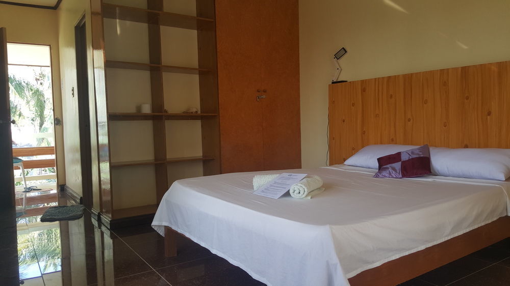 Romblon Island Lanas Beach Resort מראה חיצוני תמונה